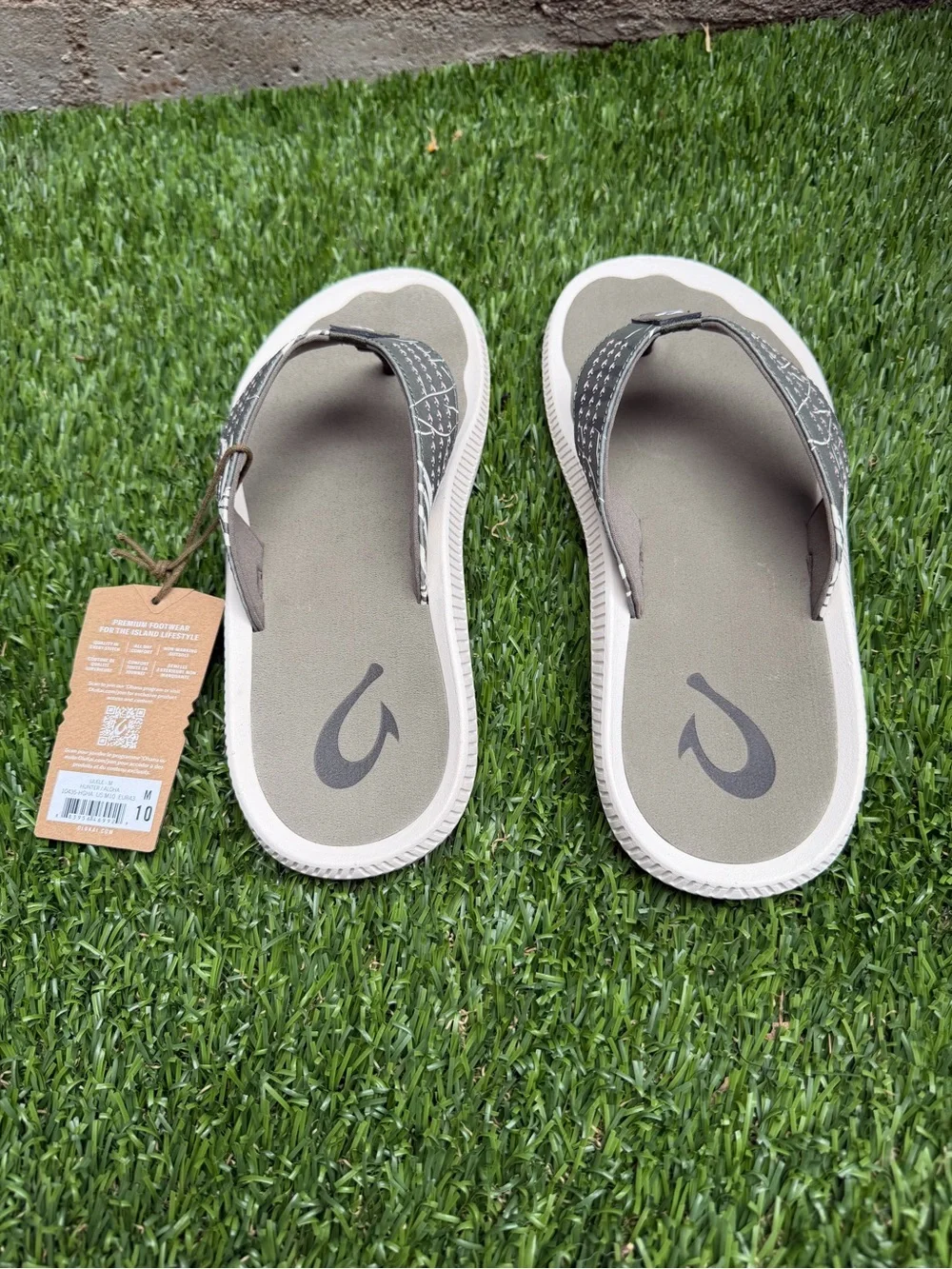 OluKai Ulele Flip Flop Sandals - Men’s Size 10 - NWT - Super Rare Colorway